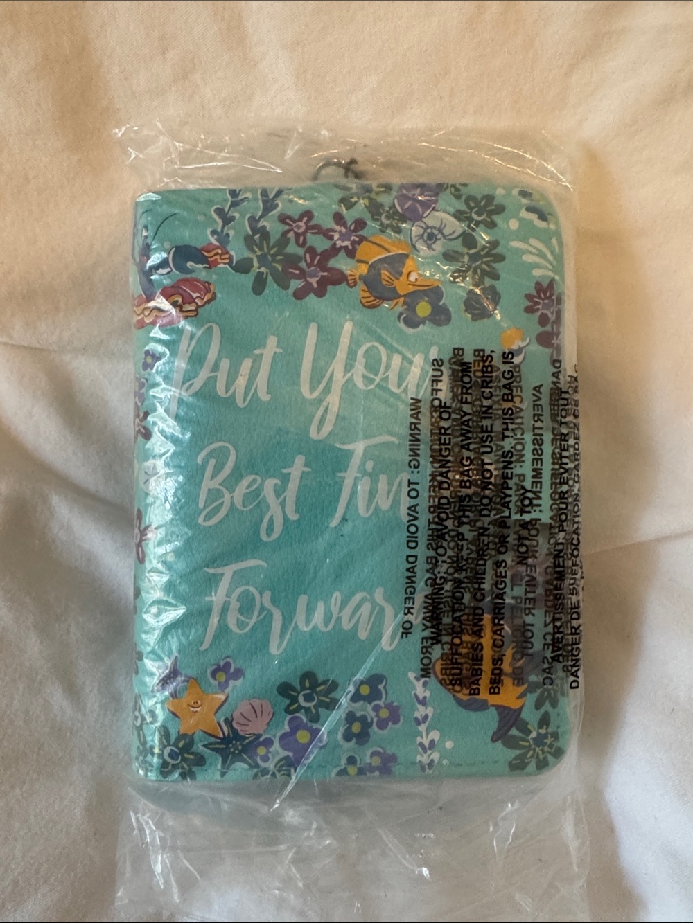 Vera Bradley X The Little Mermaid RFID Travel Passport Wallet - Picture 4 of 6